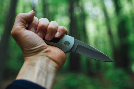 Safe Use And Handling Of Folding Knives